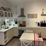 Cozy Stay In City Center